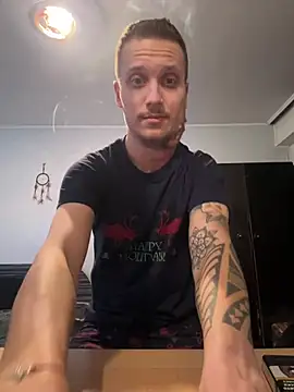 Snapshot of BWC69_69_69 chatting on December 2024 03:42:02 PM BWC69 69 69 online show from December 2024 03:42:02 PM