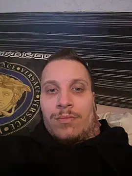 Snapshot of BWC69_69_69 chatting on February 2025 04:14:01 PM BWC69 69 69 online show from February 2025 04:14:01 PM