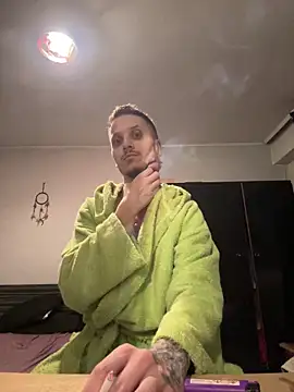 Snapshot of BWC69_69_69 chatting on December 2025 09:32:02 PM BWC69 69 69 online show from December 2025 09:32:02 PM