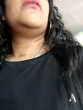Snapshot of Michelle_Brito1 chatting on March 2025 06:50:01 PM Michelle Brito1 online show from March 2025 06:50:01 PM