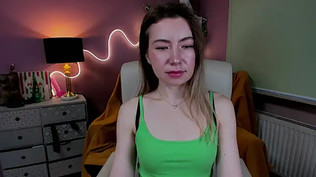 Mia Tasty online show from December 2025 07:59:01 AM