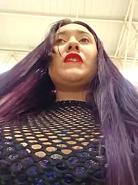 Snapshot of Blushing_Katy chatting on December 2025 12:04:01 AM Blushing Katy online show from December 2025 12:04:01 AM