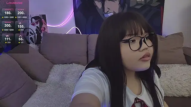 LeyaKan online show from January 2025 10:40:01 PM