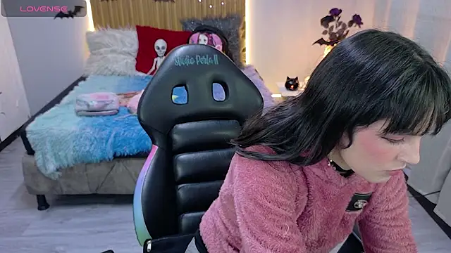 Snapshot of sailor_moon07 chatting on October 2025 05:06:01 AM sailor moon07 online show from October 2025 05:06:01 AM