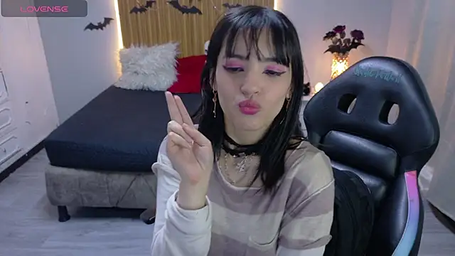 Snapshot of sailor_moon07 chatting on October 2025 03:17:01 AM sailor moon07 online show from October 2025 03:17:01 AM