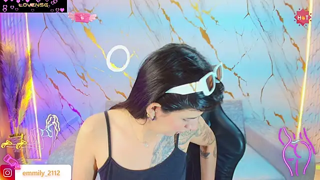  Emily1 online show from September 2025 01:14:02 PM