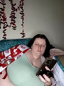 Snapshot of tvshtvsh24 chatting on September 2025 05:35:02 AM tvshtvsh24 online show from September 2025 05:35:02 AM