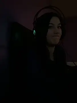 AnnnMary online show from February 2025 01:30:01 PM