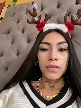 Effy Bonny online show from December 2024 06:34:02 PM