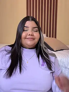Snapshot of _Shara_Handal_ chatting on January 2025 09:48:02 AM Shara Handal online show from January 2025 09:48:02 AM