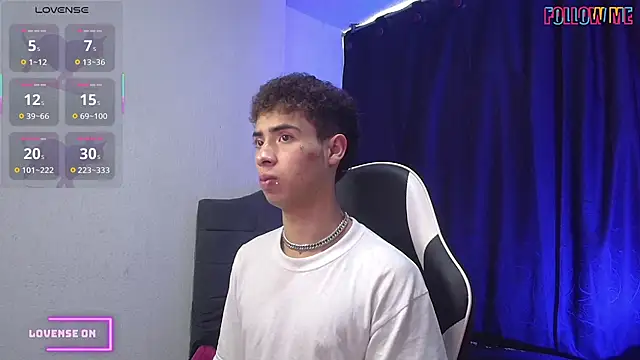 Snapshot of sexybat_twink chatting on October 2025 01:20:01 PM sexybat twink online show from October 2025 01:20:01 PM