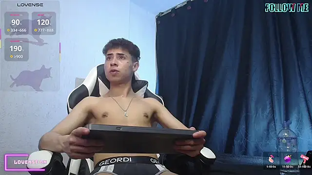 Snapshot of sexybat_twink chatting on October 2025 09:35:02 PM sexybat twink online show from October 2025 09:35:02 PM