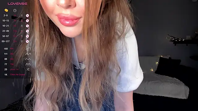 Snapshot of wwildfox chatting on February 2025 12:27:02 AM wwildfox online show from February 2025 12:27:02 AM