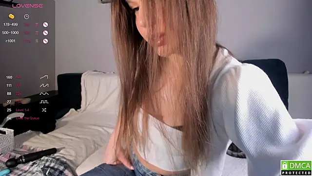 Snapshot of wwildfox chatting on December 2025 06:24:02 PM wwildfox online show from December 2025 06:24:02 PM