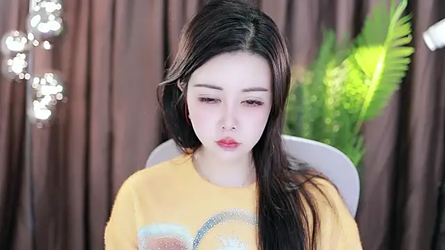 Qiaoqiao  online show from January 2025 04:06:01 PM