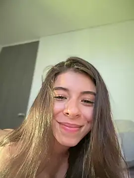 Snapshot of AmmyCollinsW chatting on February 2025 10:39:02 PM AmmyCollinsW online show from February 2025 10:39:02 PM