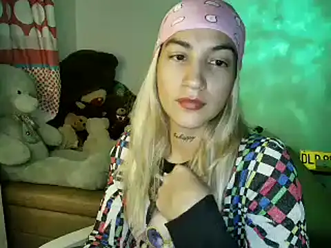 mandy berrys online show from February 2025 05:08:01 AM
