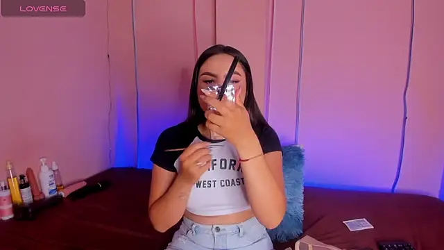 Bella Manson  online show from January 2025 07:49:02 PM
