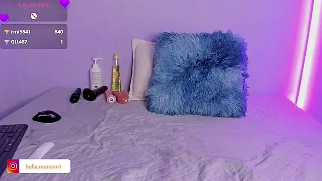 Bella Manson  online show from February 2025 10:34:02 PM