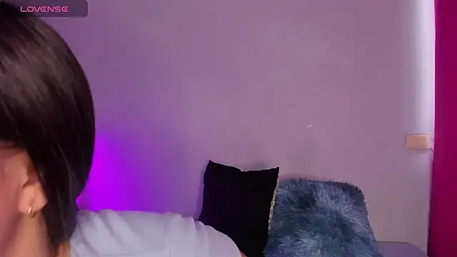 Bella Manson  online show from March 2025 07:31:02 PM