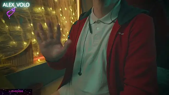 Snapshot of alex-volo chatting on January 2025 03:22:01 AM alex-volo online show from January 2025 03:22:01 AM