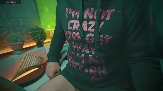 Snapshot of alex-volo chatting on January 2025 08:29:01 AM alex-volo online show from January 2025 08:29:01 AM