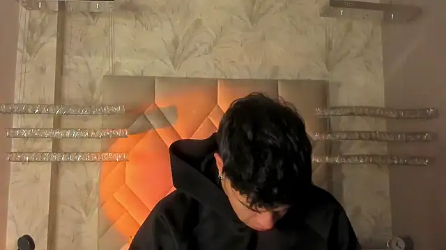 AndyPalmer  online show from December 2024 01:28:02 PM