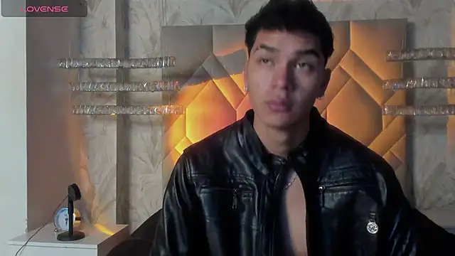 AndyPalmer  online show from December 2024 11:52:02 AM