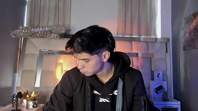 AndyPalmer  online show from February 2025 01:17:02 PM