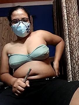 Snapshot of CAFE134_768 chatting on September 2025 02:22:02 PM CAFE134 768 online show from September 2025 02:22:02 PM