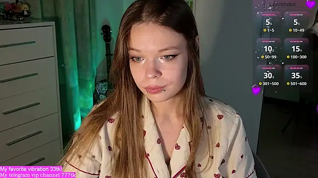 ValBae online show from September 2025 07:25:01 PM