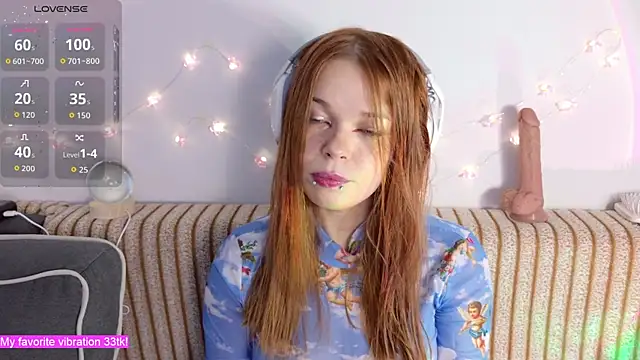 ValBae online show from November 2025 09:47:01 PM