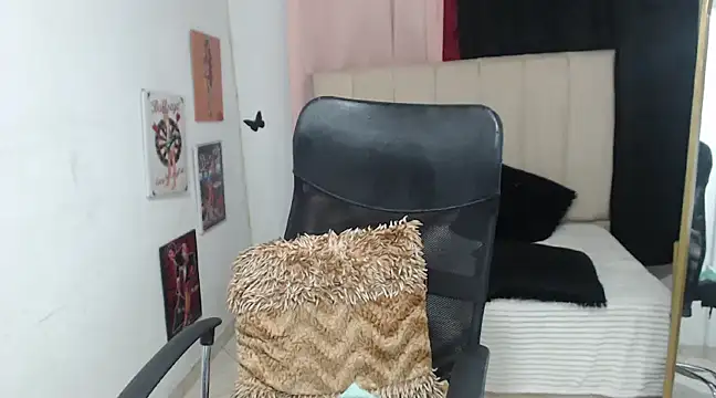 kleo princess18 online show from February 2025 01:24:01 AM