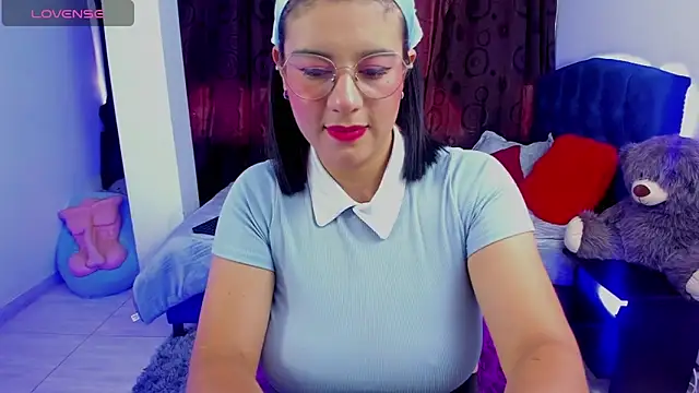 oliviacarltonn  online show from December 2024 03:44:02 PM