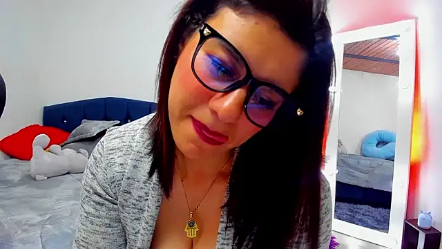oliviacarltonn  online show from February 2025 03:56:02 PM