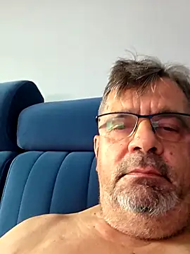 Snapshot of axecoman60 chatting on December 2025 09:46:02 AM axecoman60 online show from December 2025 09:46:02 AM