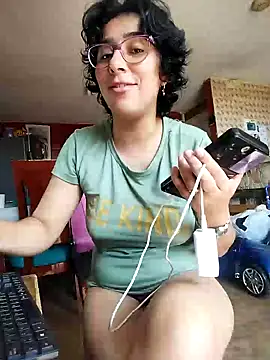 Snapshot of Im_Alma_ chatting on January 2025 04:37:02 PM Im Alma online show from January 2025 04:37:02 PM
