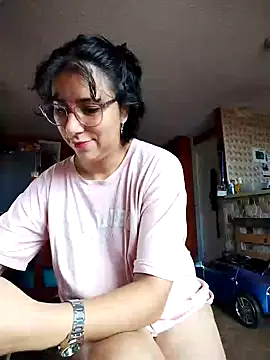 Snapshot of Im_Alma_ chatting on January 2025 01:28:01 PM Im Alma online show from January 2025 01:28:01 PM