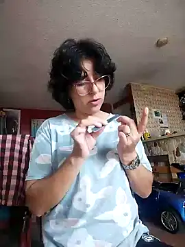 Snapshot of Im_Alma_ chatting on February 2025 01:38:01 PM Im Alma online show from February 2025 01:38:01 PM