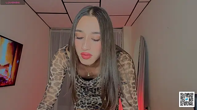 Snapshot of Goddivaa chatting on December 2025 05:28:01 AM Goddivaa online show from December 2025 05:28:01 AM