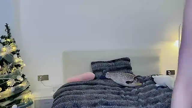 Fish   online show from February 2025 02:32:01 PM