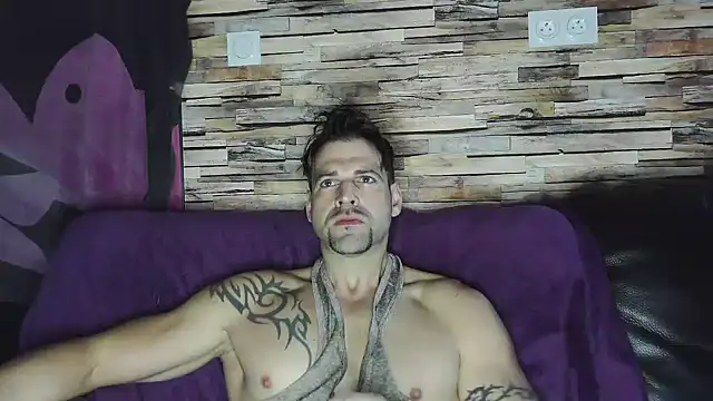 Snapshot of XxBigboybandxX chatting on December 2024 08:06:02 AM XxBigboybandxX online show from December 2024 08:06:02 AM