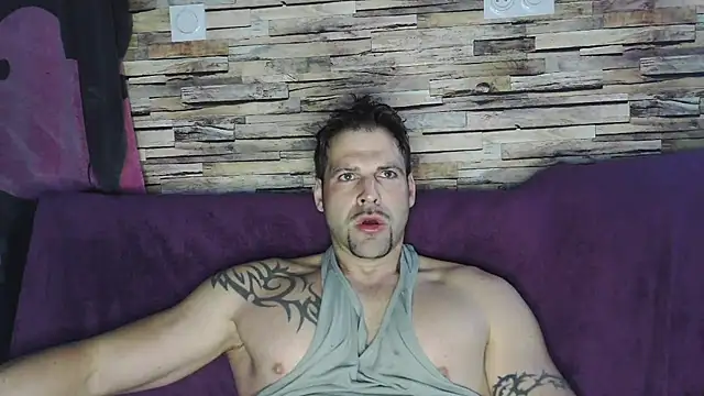 Snapshot of XxBigboybandxX chatting on February 2025 07:59:01 AM XxBigboybandxX online show from February 2025 07:59:01 AM