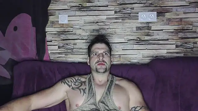 Snapshot of XxBigboybandxX chatting on March 2025 05:33:02 AM XxBigboybandxX online show from March 2025 05:33:02 AM