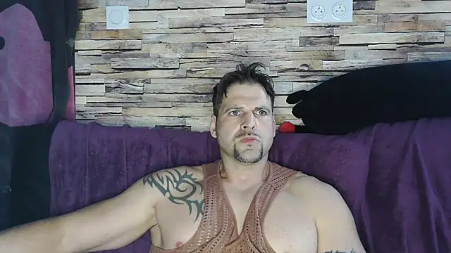Snapshot of XxBigboybandxX chatting on March 2025 02:44:02 PM XxBigboybandxX online show from March 2025 02:44:02 PM