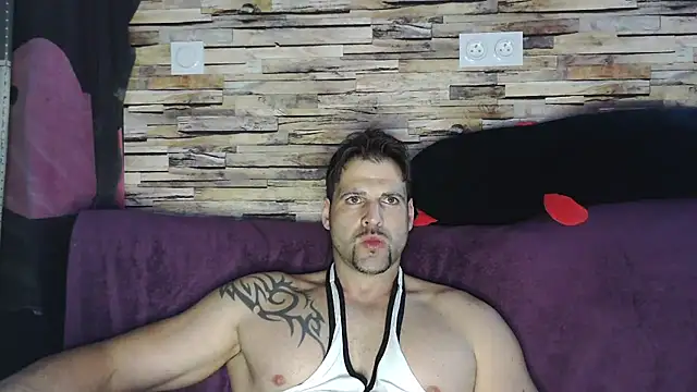 Snapshot of XxBigboybandxX chatting on March 2025 03:31:01 PM XxBigboybandxX online show from March 2025 03:31:01 PM