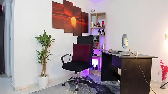 Lia Copper online show from March 2025 04:24:02 PM