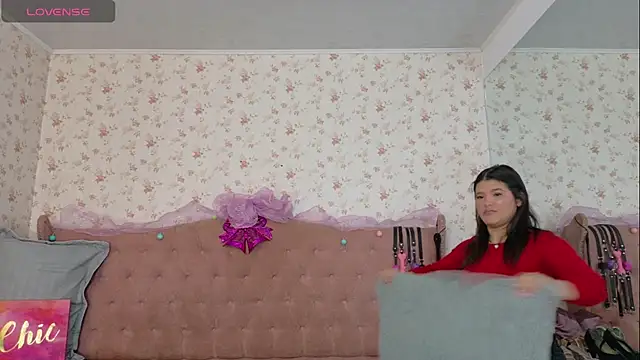 AvrillThomas online show from January 2025 12:08:01 PM