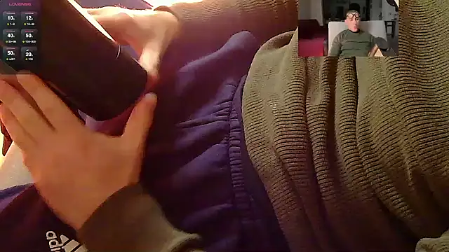 Snapshot of NofaceMan__ chatting on December 2024 11:00:01 PM NofaceMan online show from December 2024 11:00:01 PM