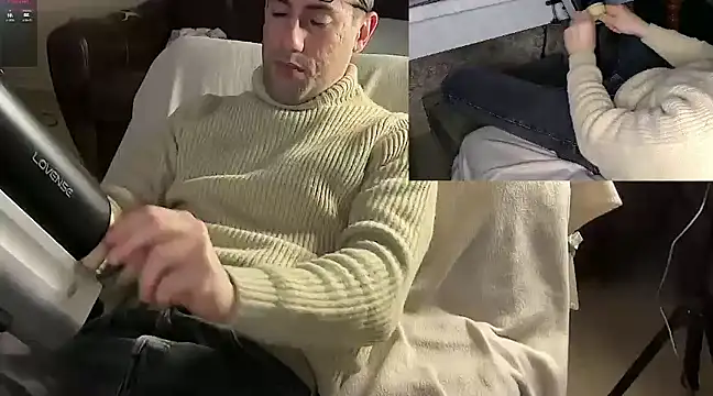 Snapshot of NofaceMan__ chatting on January 2025 11:05:02 PM NofaceMan online show from January 2025 11:05:02 PM